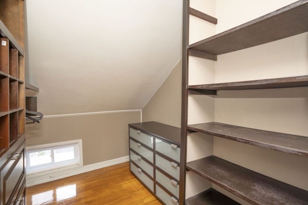 609 King Philip Street Fall River, MA 02724 - Photo 20 of 39