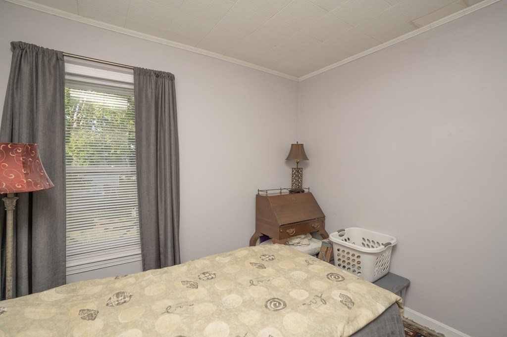 609 King Philip Street Fall River, MA 02724 - Photo 30 of 39