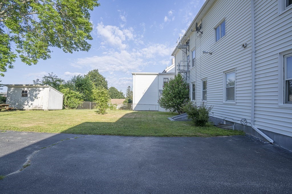 609 King Philip Street Fall River, MA 02724 - Photo 37 of 39