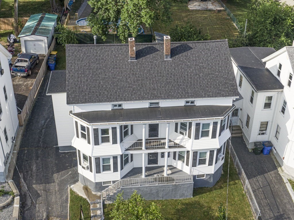 609 King Philip Street Fall River, MA 02724 - Photo 4 of 39