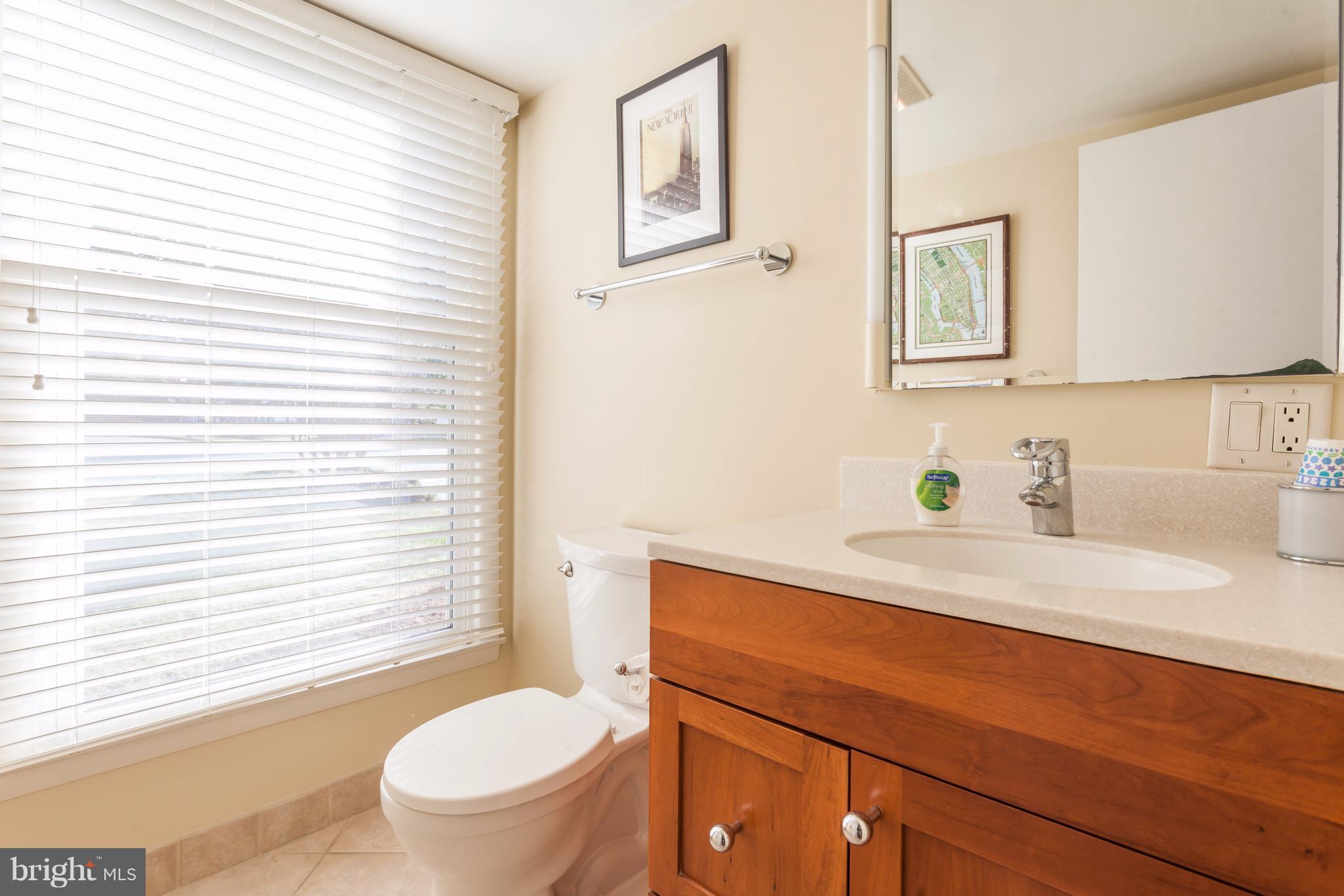 12720 Builders Road Herndon, VA 20170 - Photo 15 of 30 Bath