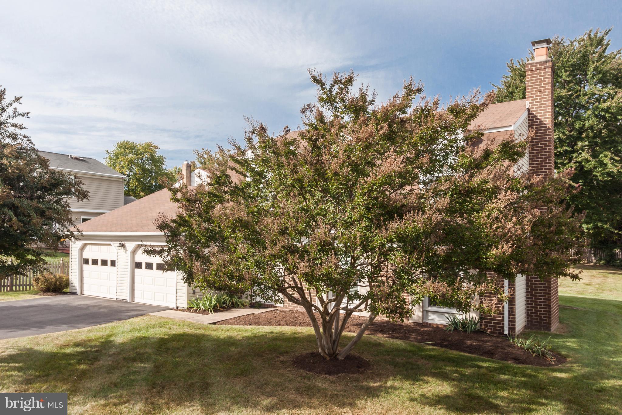 12720 Builders Road Herndon, VA 20170 - Photo 26 of 30 Well maintained and landscaped