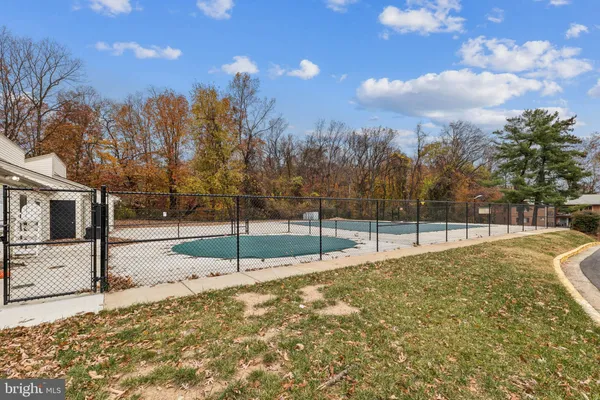 $200,000 | 12751 Dara Drive, Unit 102, Woodbridge, VA 22192