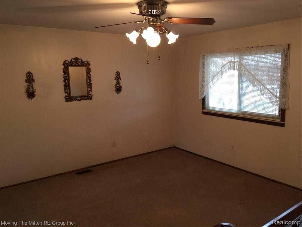 6757 Belleville Road Belleville, MI 48111 - Photo 6 of 11