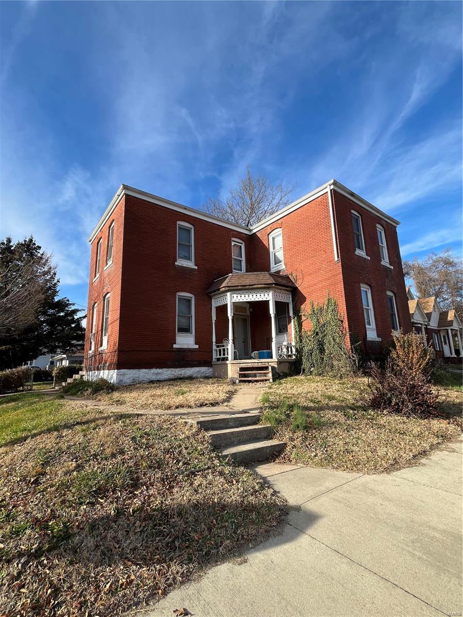 700 Ridge Street, Unit A&B Alton, IL 62002 - Photo 1 of 41 Gallery Image 1