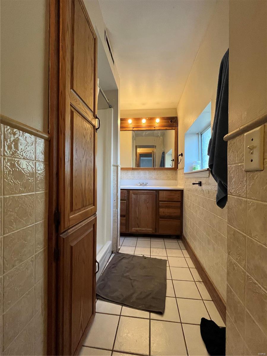 700 Ridge Street, Unit A&B Alton, IL 62002 - Photo 36 of 41 Gallery Image 36