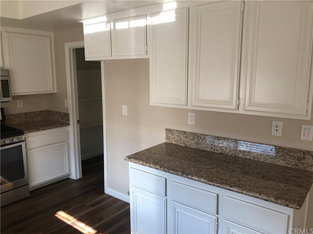 165 Castleton Drive Claremont, CA 91711 - Photo 12 of 46