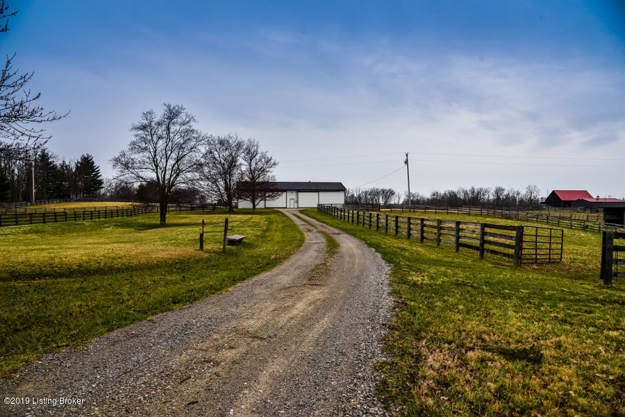 4262 Todds Point Road Simpsonville, KY 40067 - Photo 44 of 82 DSC_1316