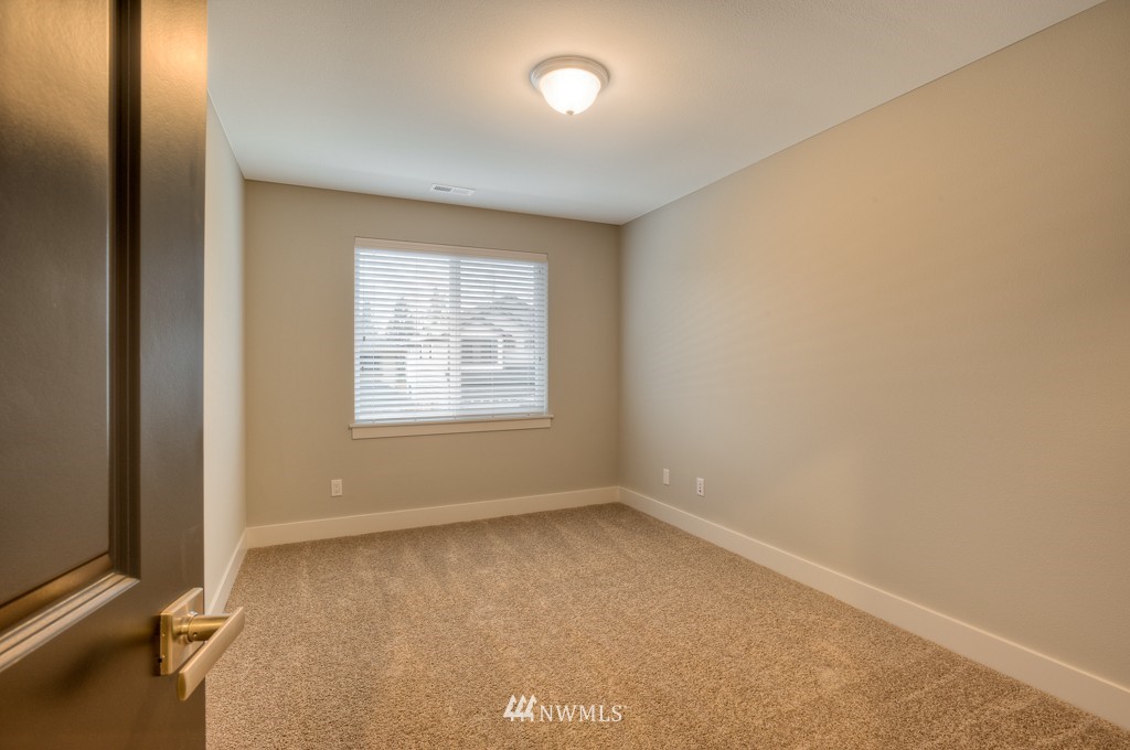 4307 181st Street Southeast Bothell, WA 98012 - Photo 7 of 14