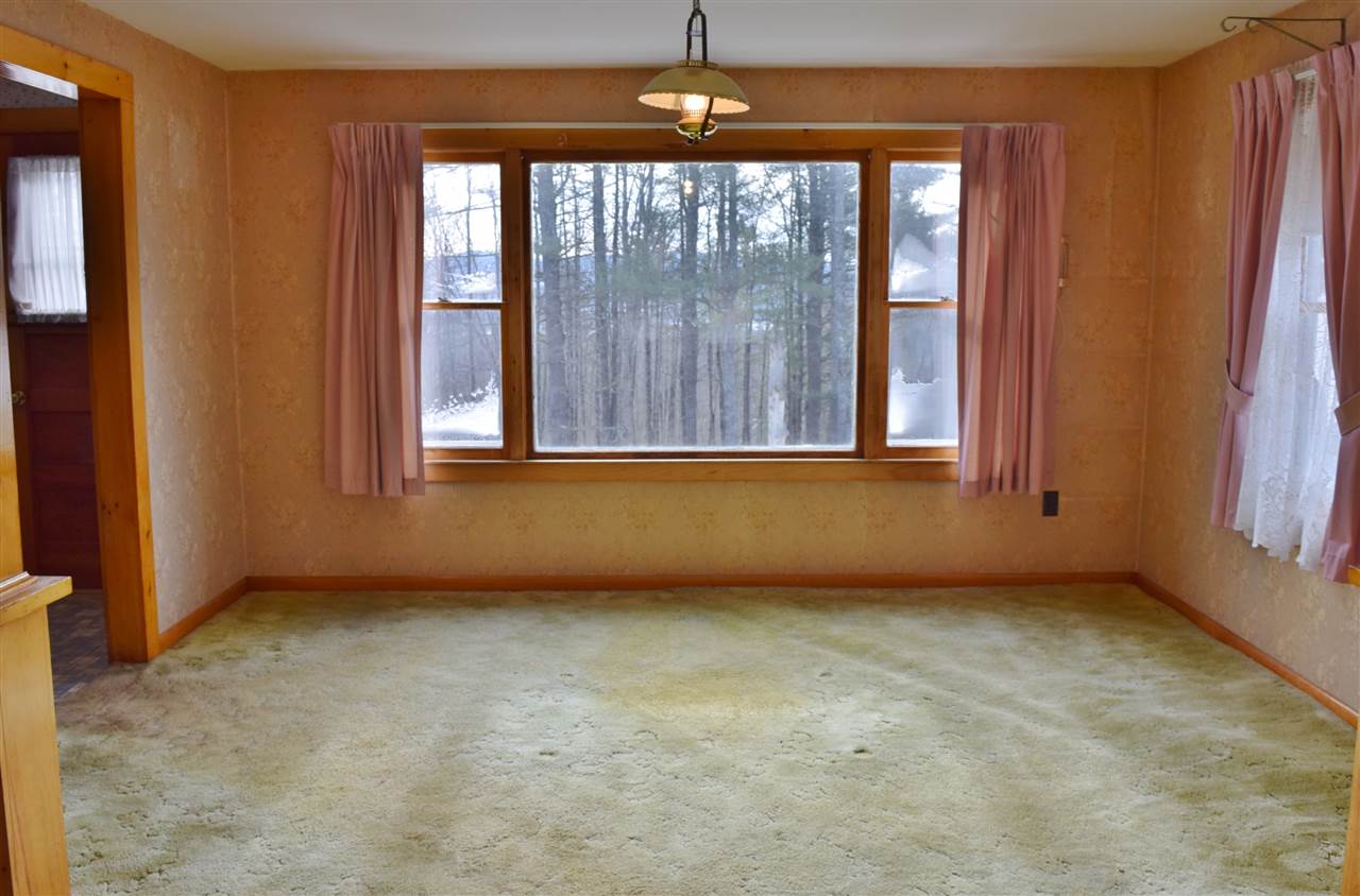 184 East Main Street Lunenburg, VT 05906 - Photo 11 of 40