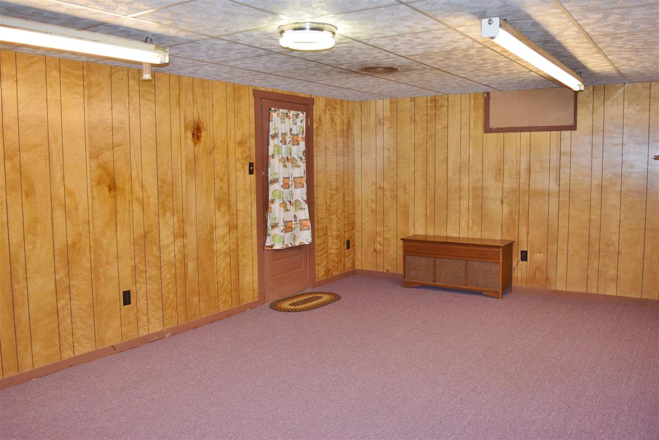 184 East Main Street Lunenburg, VT 05906 - Photo 28 of 40