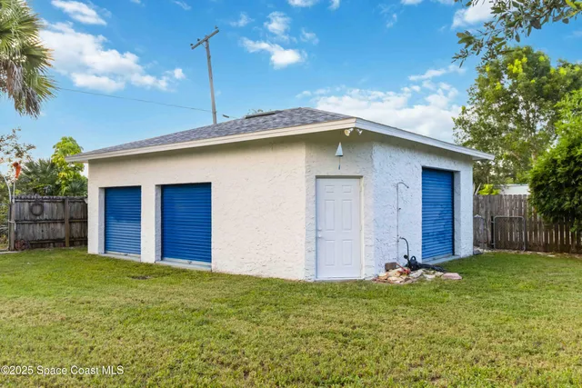 $450,000 | 3640 3rd Avenue, Grant-Valkaria, FL 32950