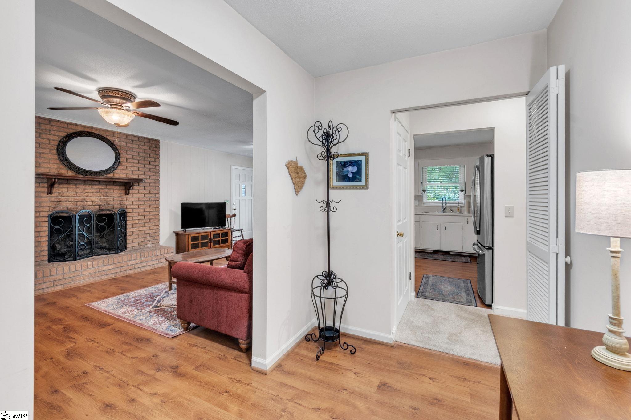 200 Rampey Street Easley, SC 29640 - Photo 5 of 41