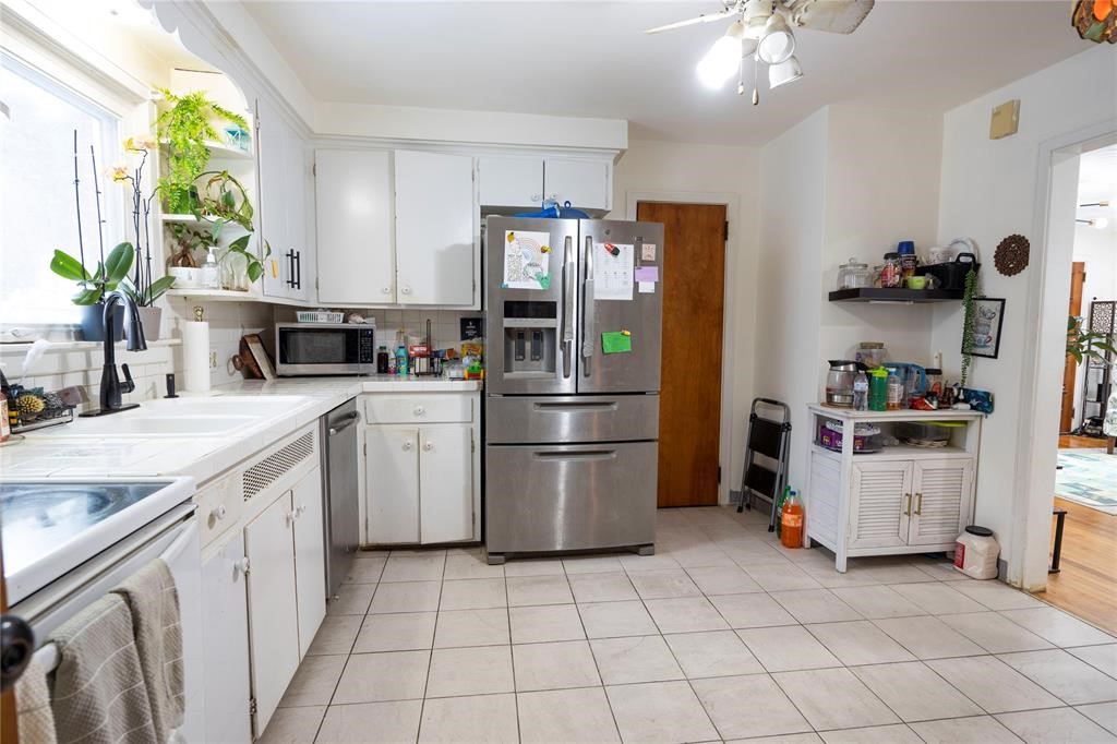 3613 Vestal Road Vestal, NY 13850 - Photo 5 of 17