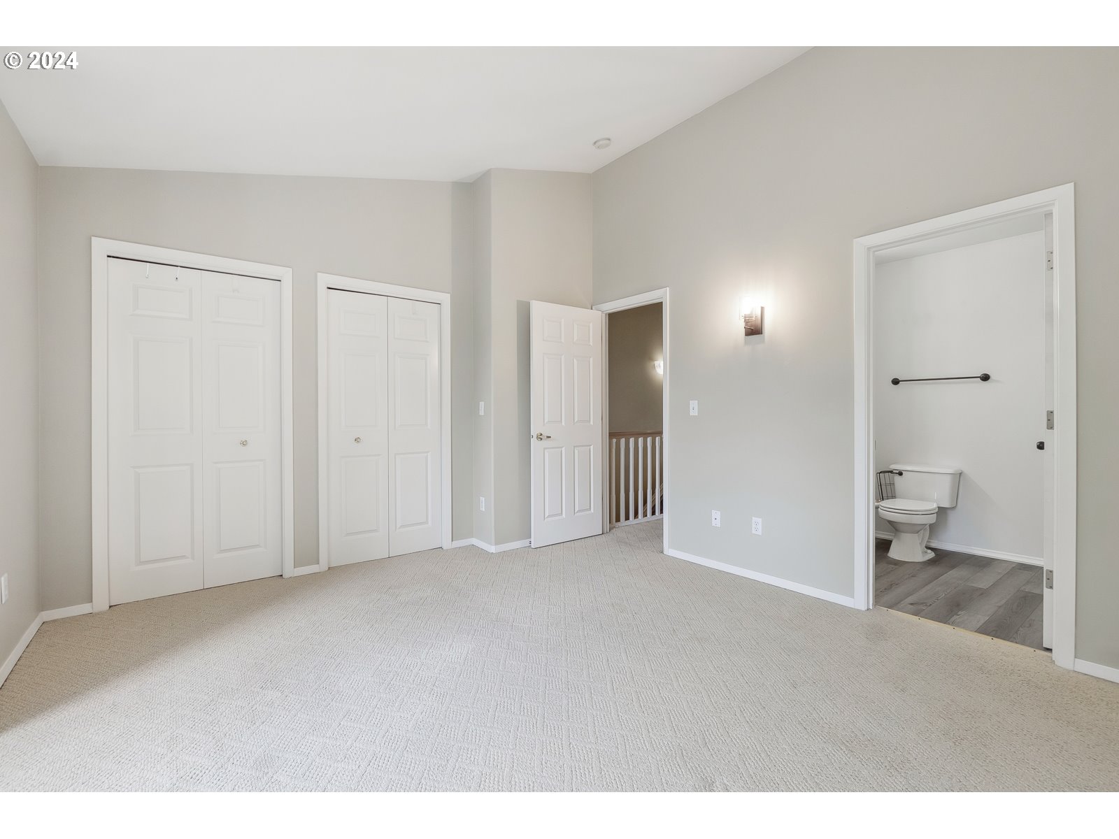 9493 Southwest Sutton Place Portland, OR 97223 - Photo 28 of 38 Bedroom, Primary