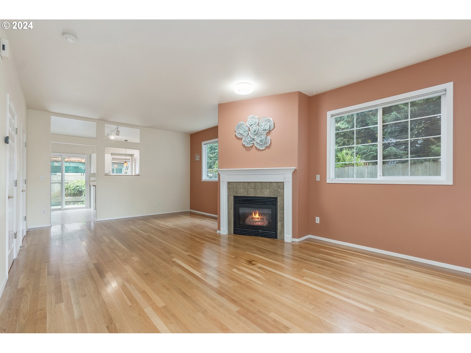 9493 Southwest Sutton Place Portland, OR 97223 - Photo 10 of 38 Living Room/Dining Room