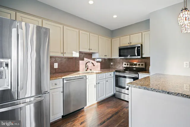 $3,400 | 7527 Broken Staff, Columbia, MD 21045