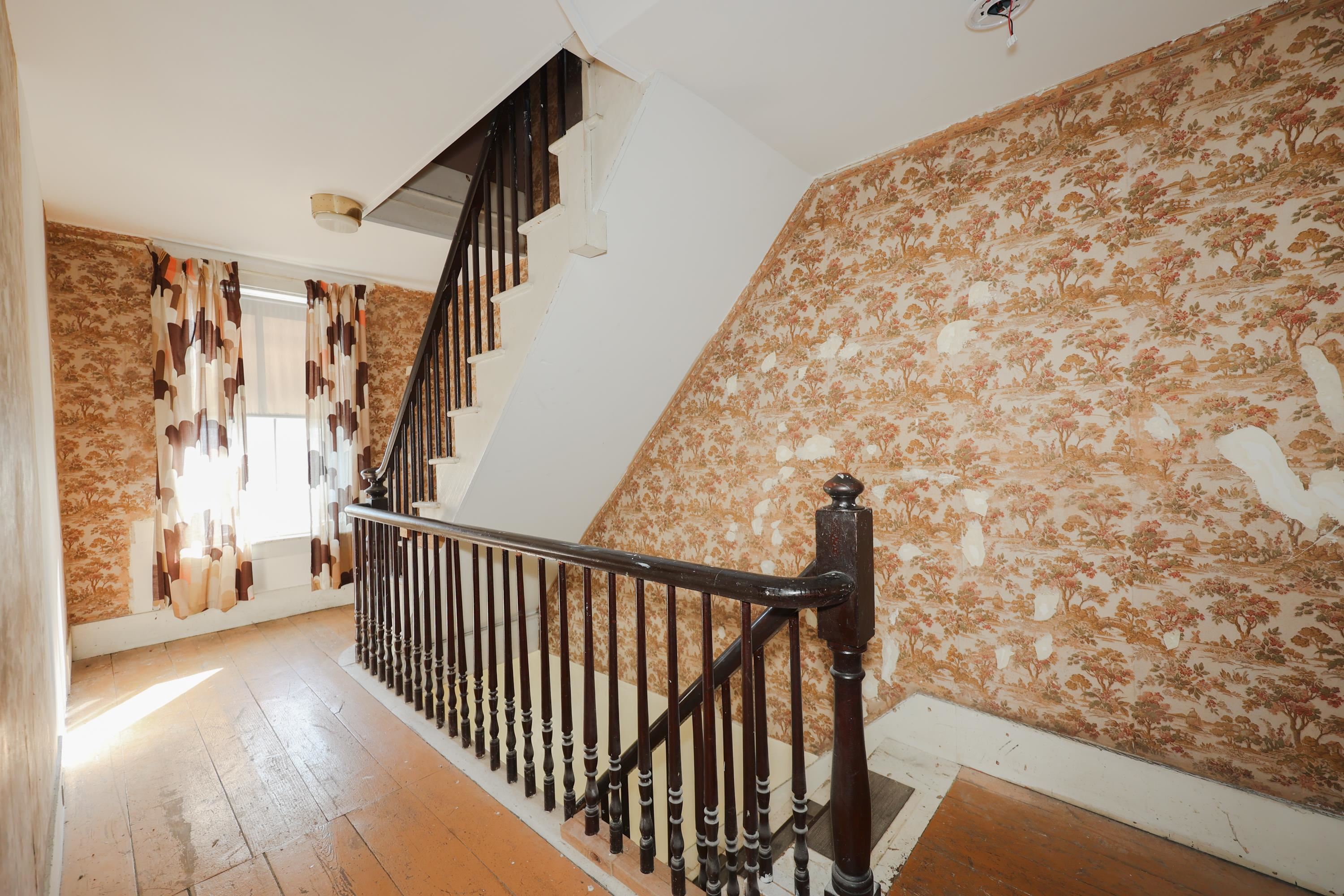308 Spruce Street Manchester, NH 03103 - Photo 18 of 37 Gallery Image 18