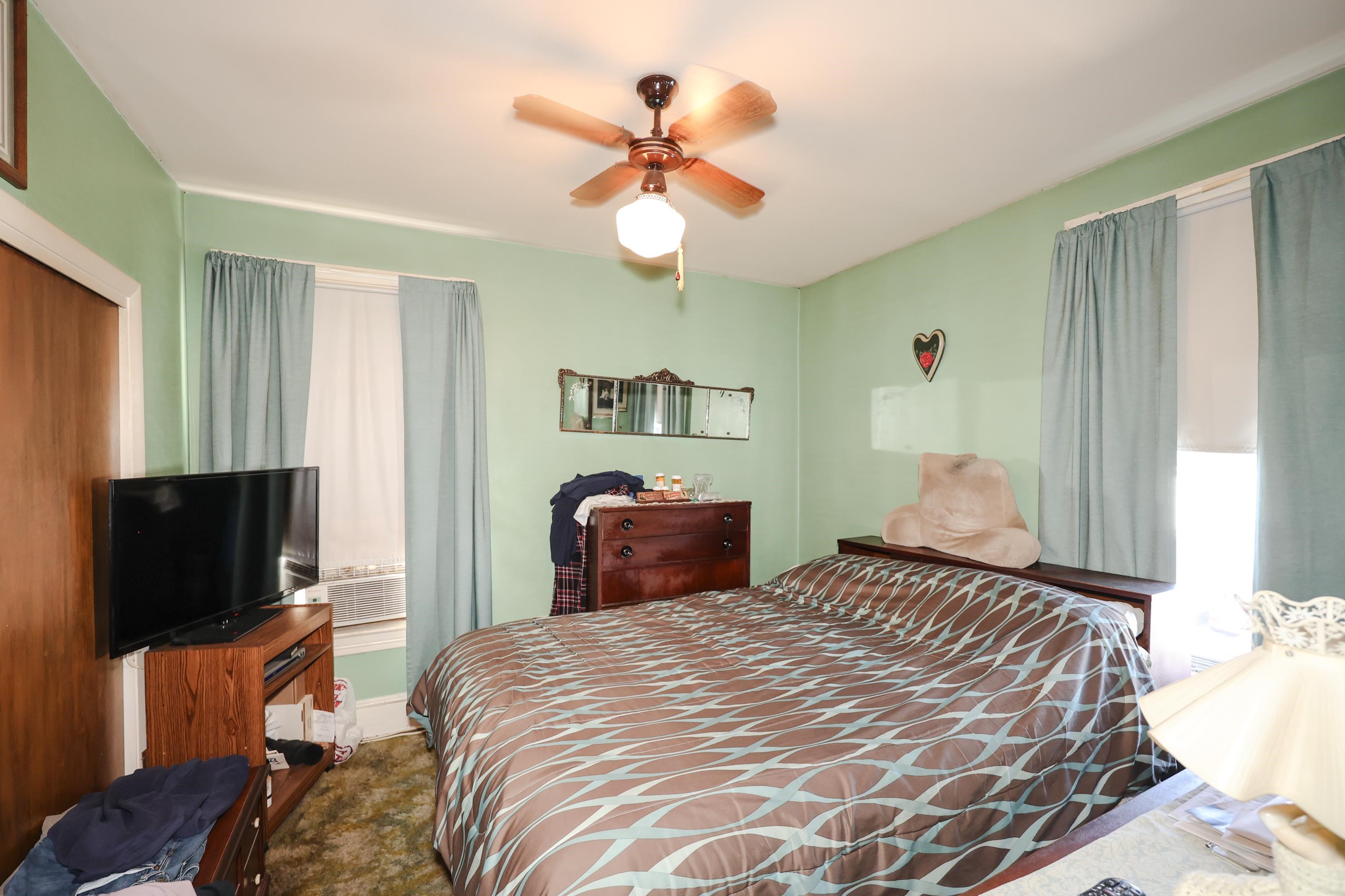 308 Spruce Street Manchester, NH 03103 - Photo 7 of 37 Gallery Image 7
