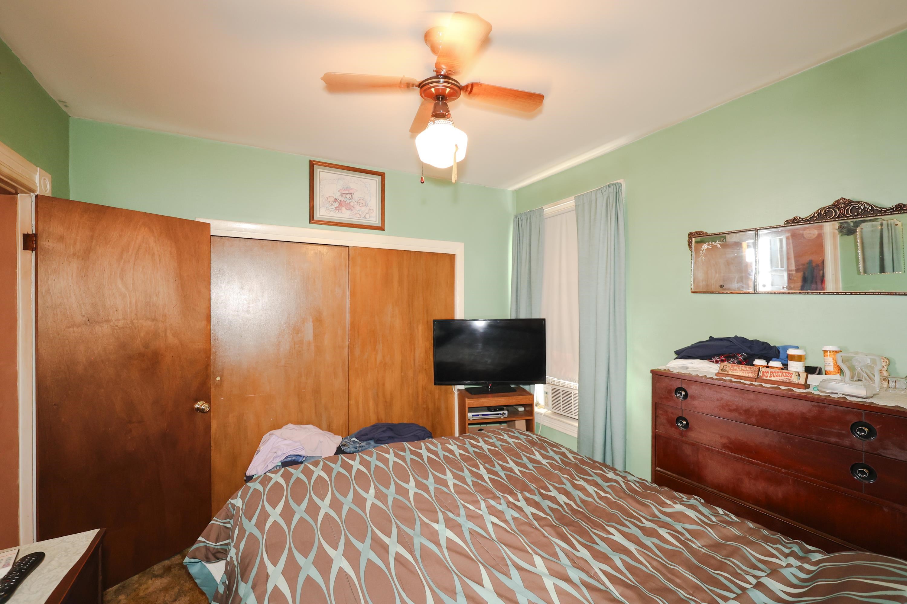 308 Spruce Street Manchester, NH 03103 - Photo 8 of 37 Gallery Image 8