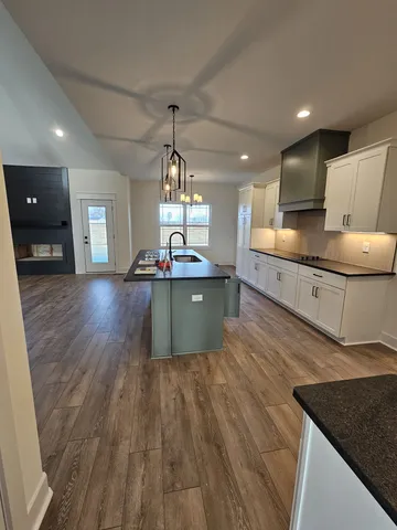 $680,900 | 4992 Royal Vw Way, Clarksville, TN 37040