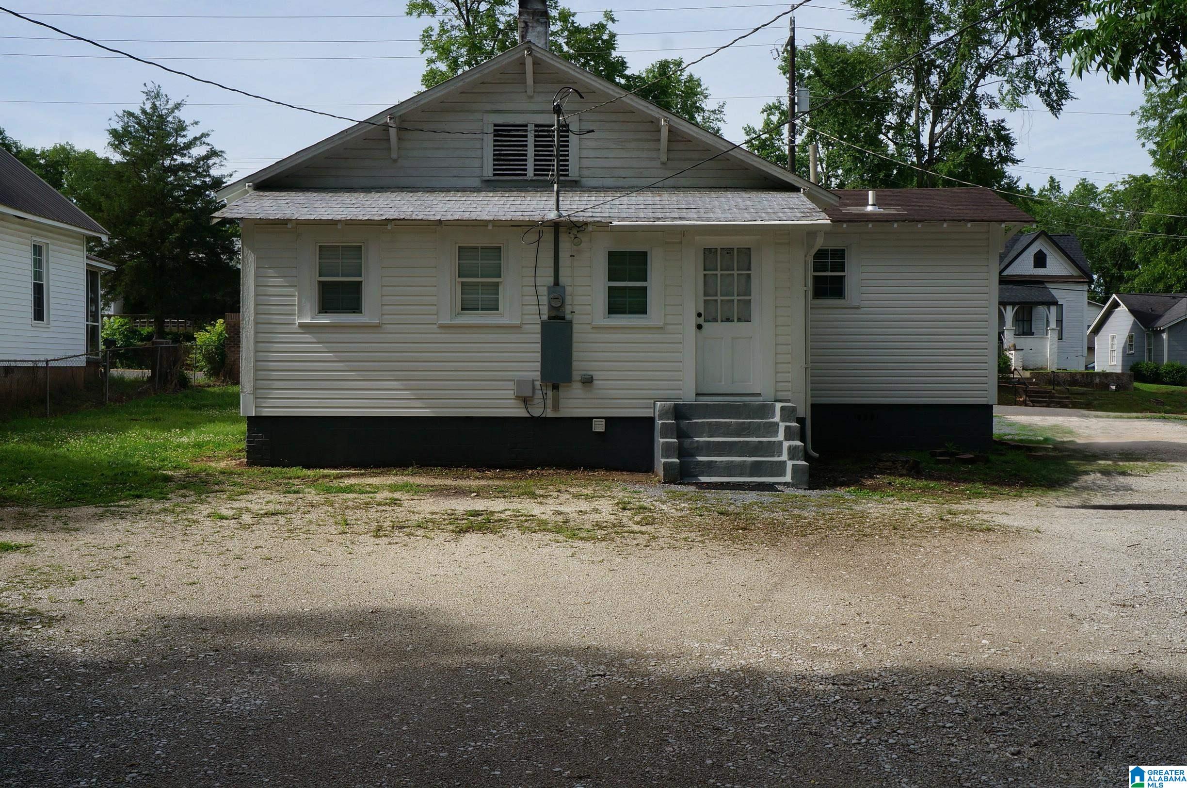 304 East 3rd Street Sylacauga, AL 35150 - Photo 10 of 40