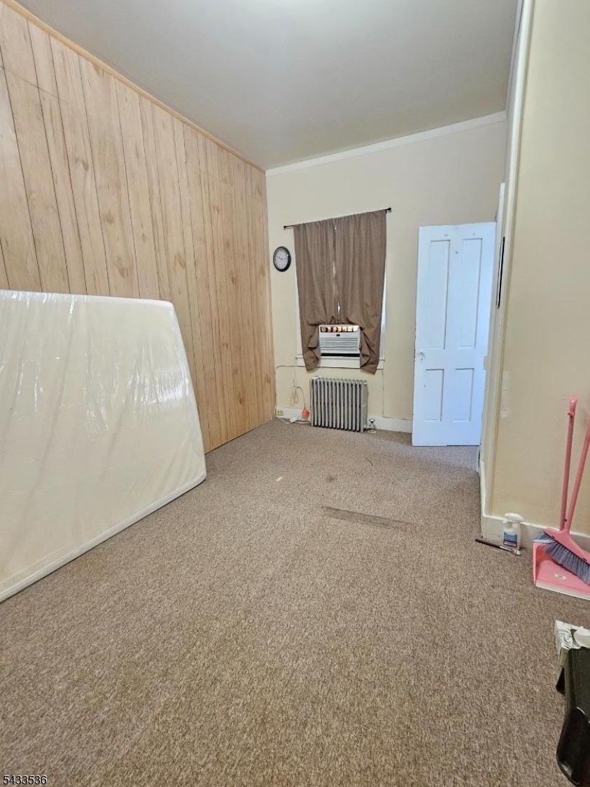 38 Thompson Street Raritan, NJ 08869 - Photo 8 of 15