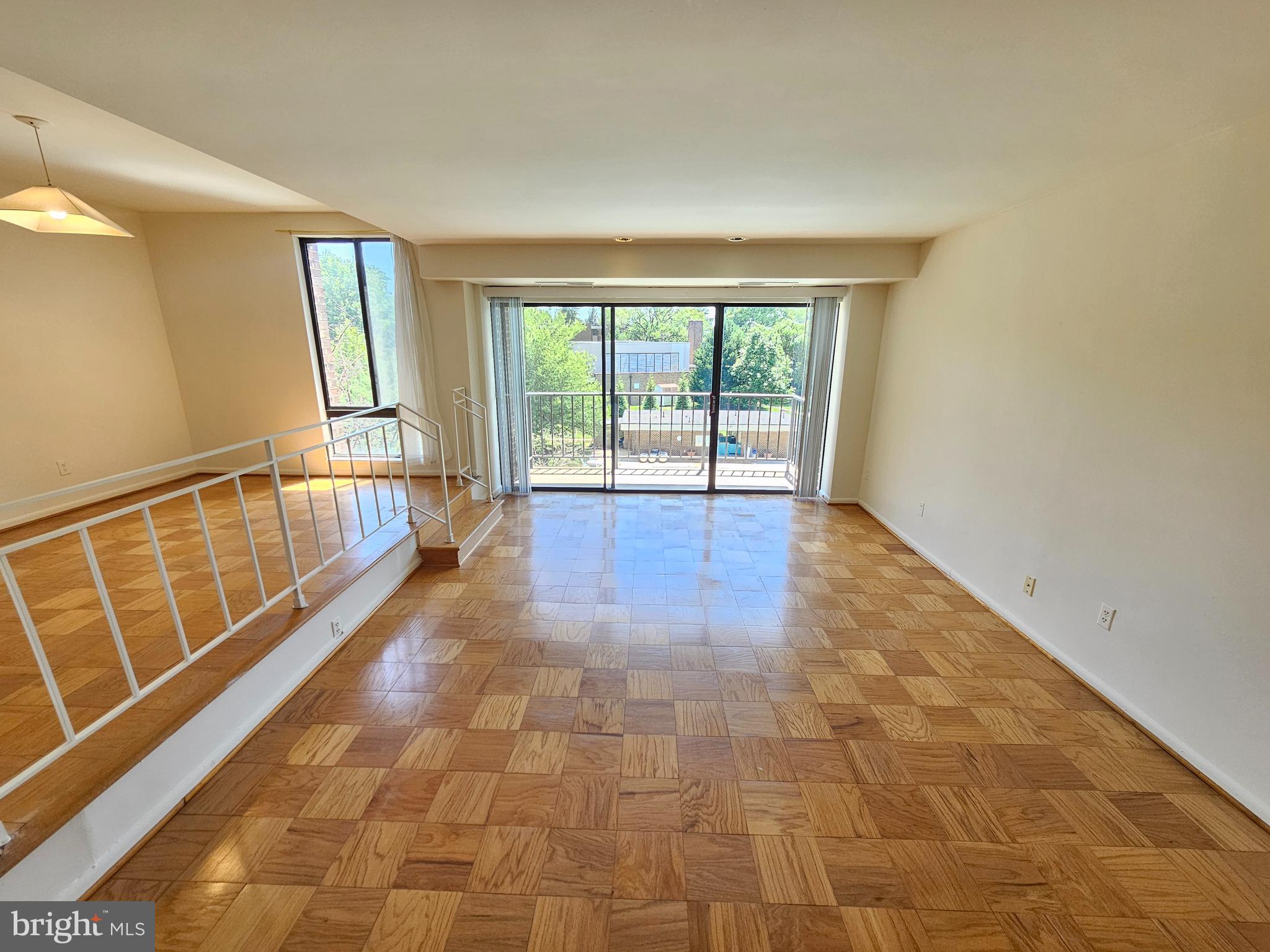 9900 Georgia Avenue, Unit 310 Silver Spring, MD 20902 - Photo 6 of 30 Living Room