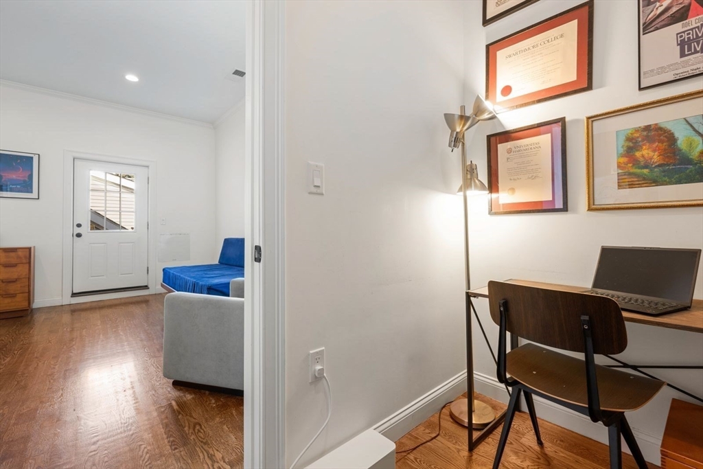 114 Inman Street, Unit 3 Cambridge, MA 02139 - Photo 13 of 28