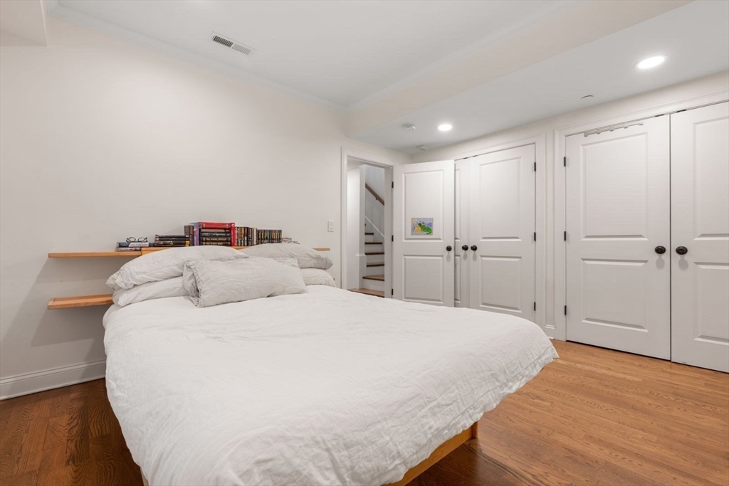 114 Inman Street, Unit 3 Cambridge, MA 02139 - Photo 18 of 28