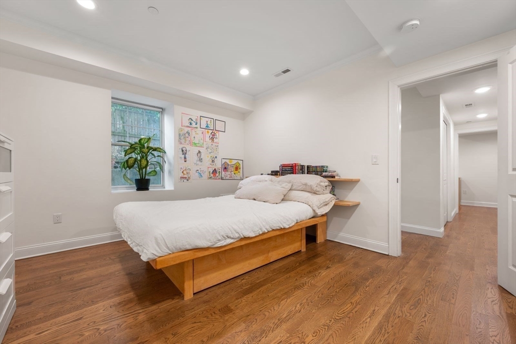 114 Inman Street, Unit 3 Cambridge, MA 02139 - Photo 19 of 28