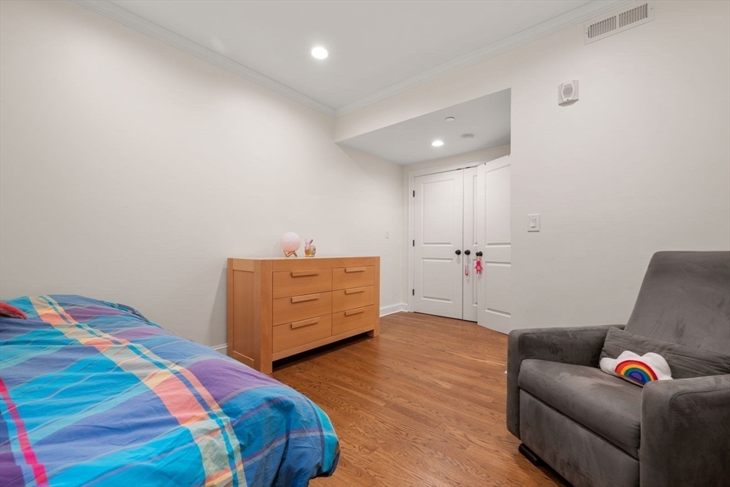 114 Inman Street, Unit 3 Cambridge, MA 02139 - Photo 20 of 28