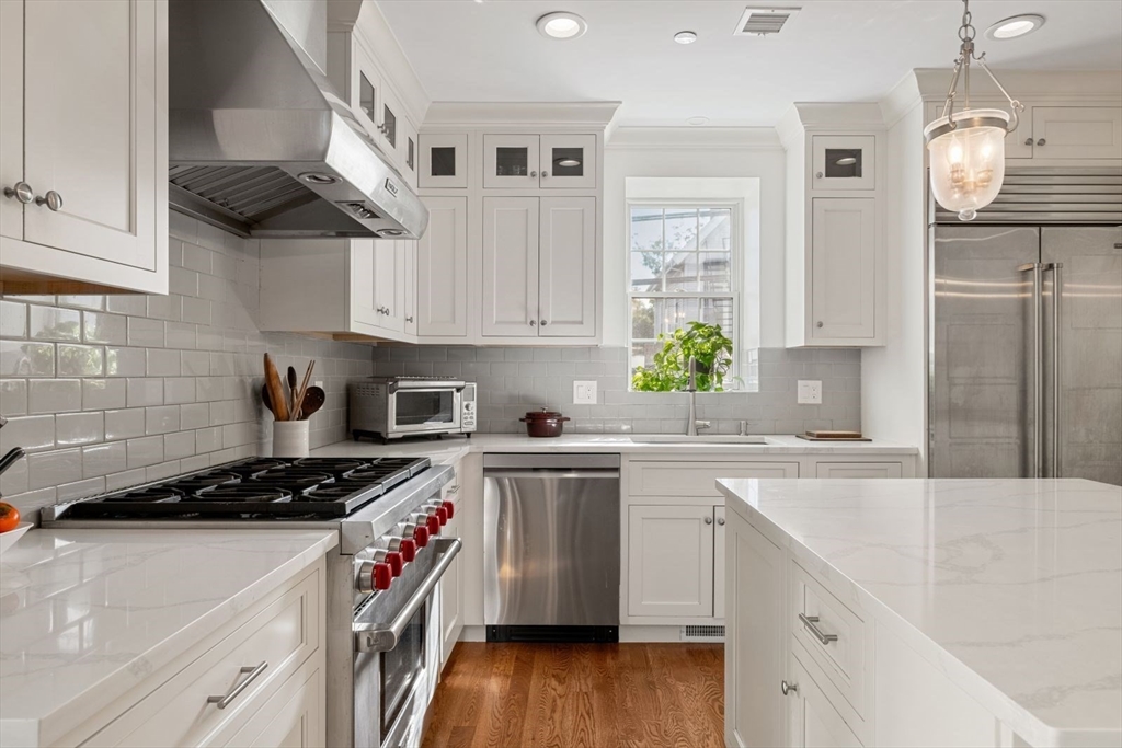 114 Inman Street, Unit 3 Cambridge, MA 02139 - Photo 9 of 28