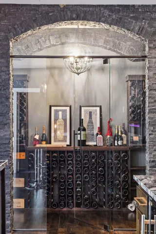 $10,000 | 2346 Linner Road, Minnetonka, MN 55391