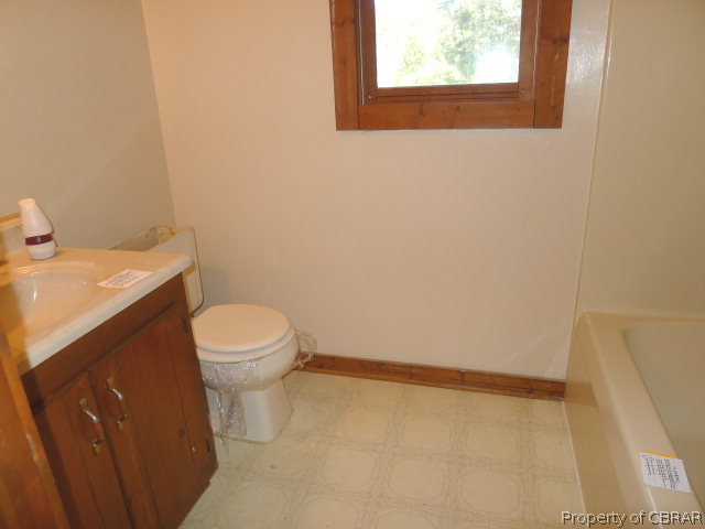8673 Tanyard Landing Road Gloucester, VA 23061 - Photo 4 of 11