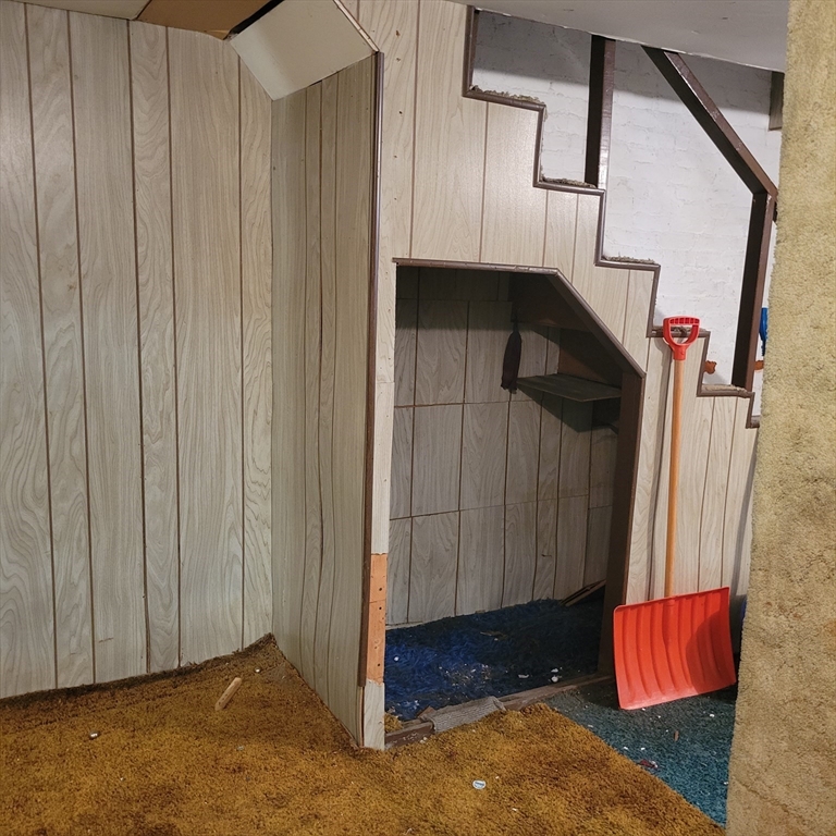 467 East 3rd Street Boston, MA 02127 - Photo 16 of 18 a view of front door