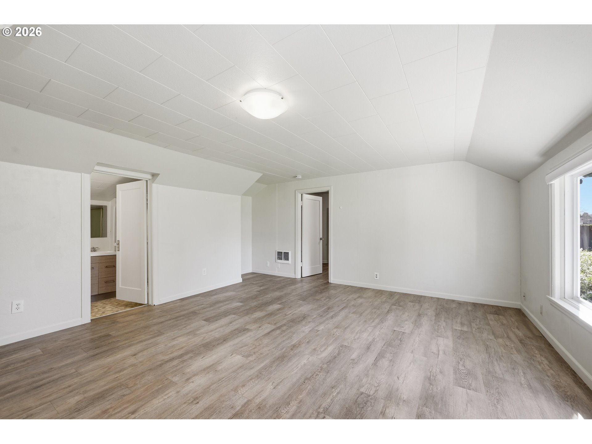 2291 Norkenzie Road Eugene, OR 97401 - Photo 16 of 41