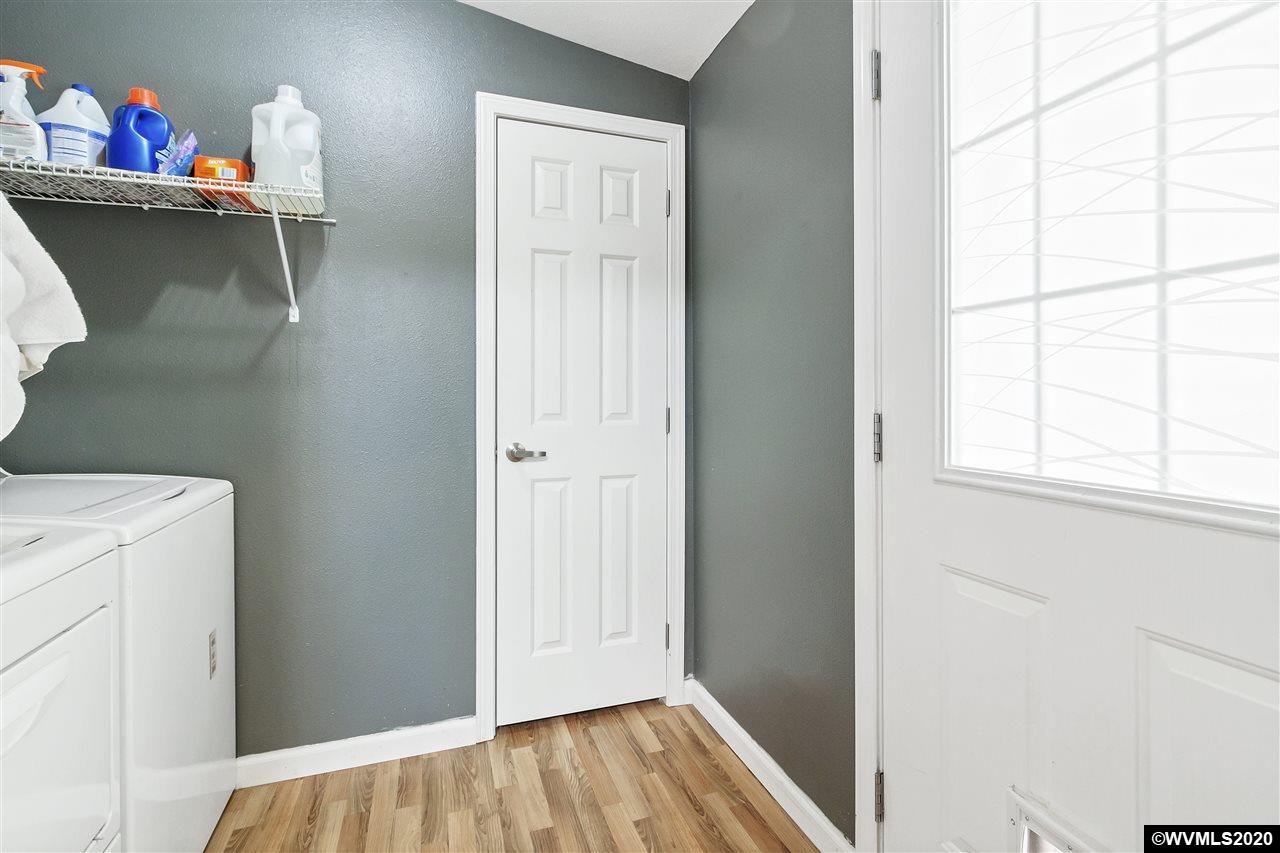 3478 Turner Road Southeast Salem, OR 97302 - Photo 7 of 26 Gallery Image 7
