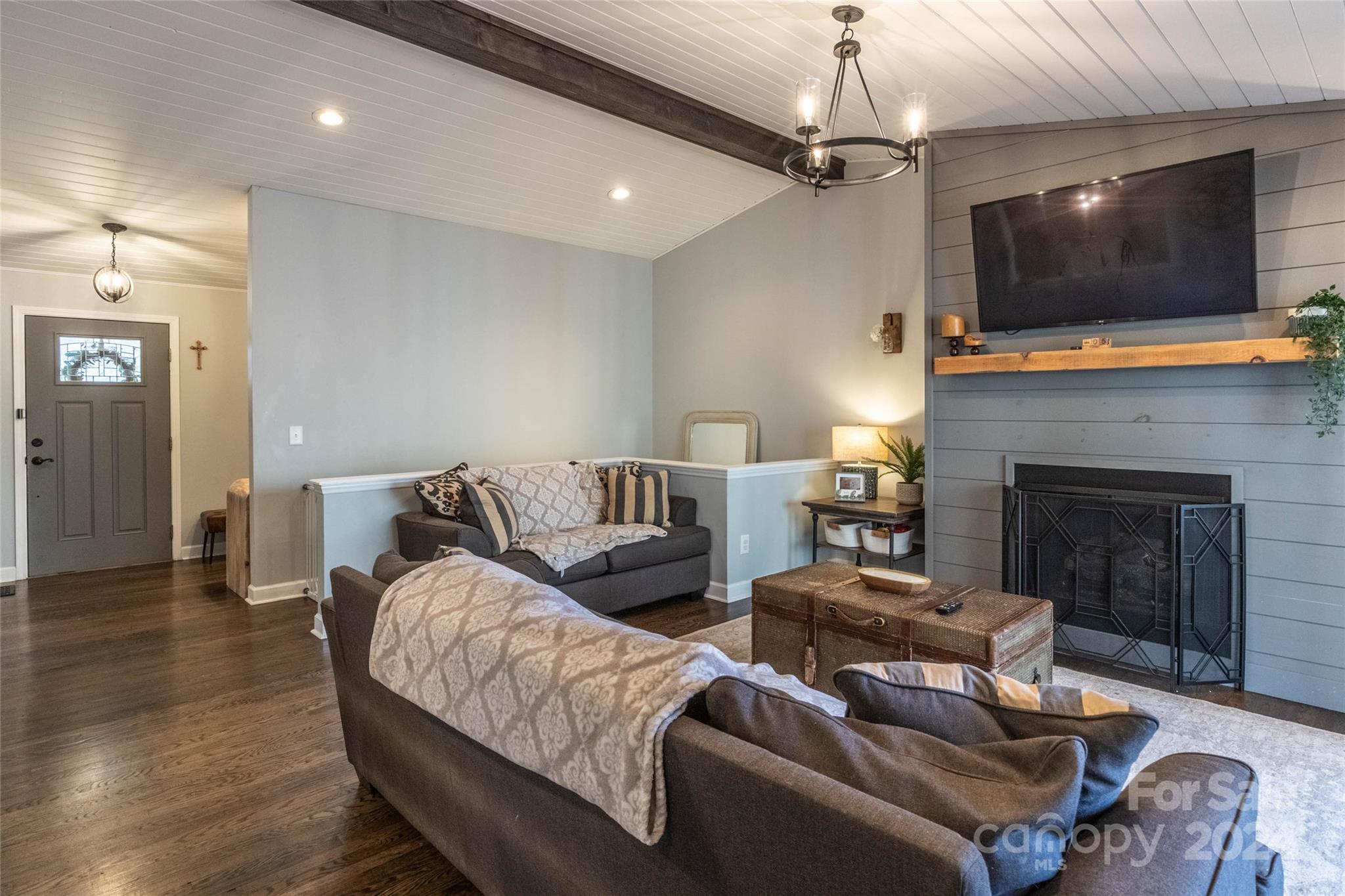 164 Sage Road Franklin, NC 28734 - Photo 18 of 48 Gallery Image 18