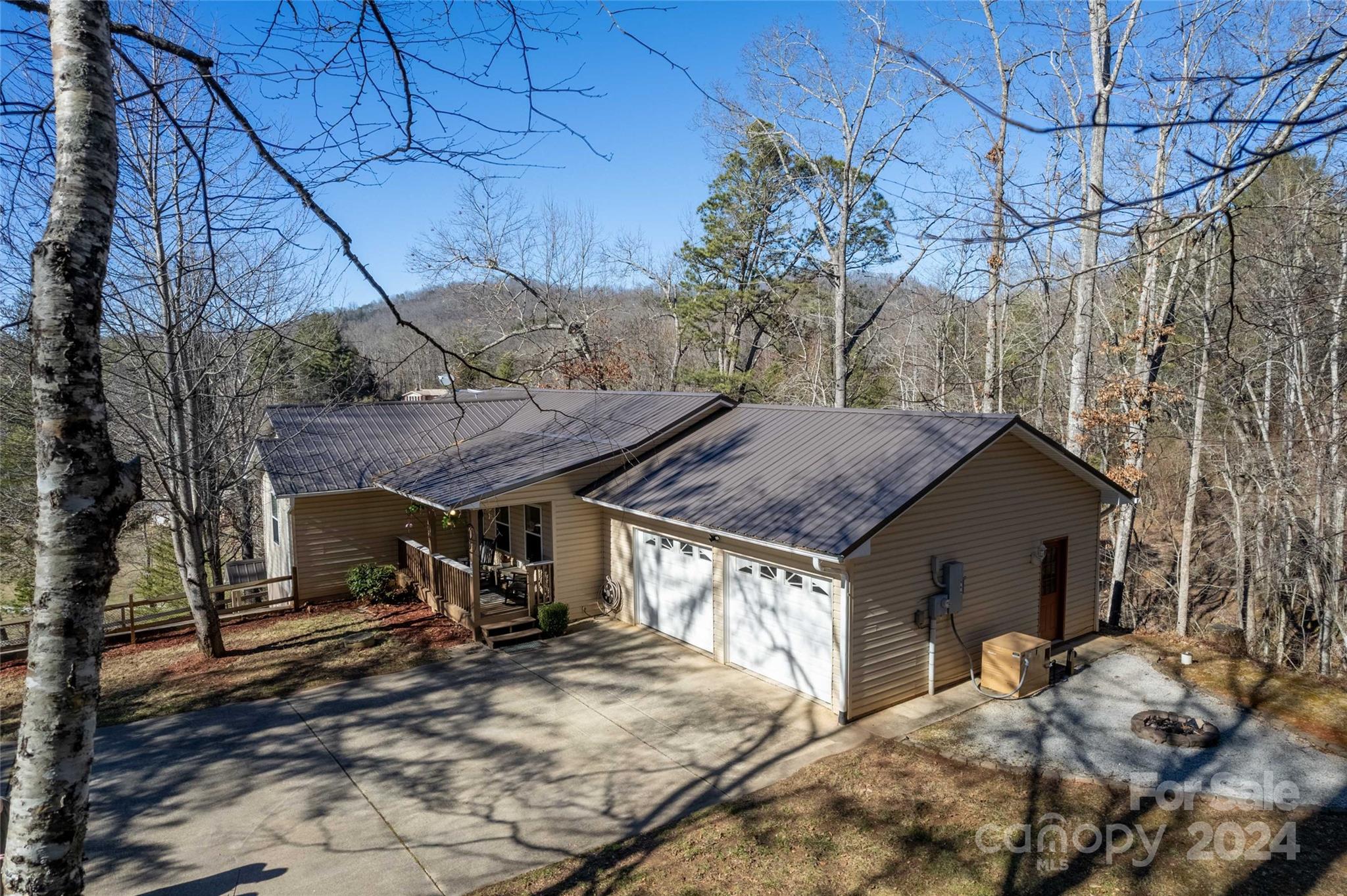 164 Sage Road Franklin, NC 28734 - Photo 3 of 48 Gallery Image 3