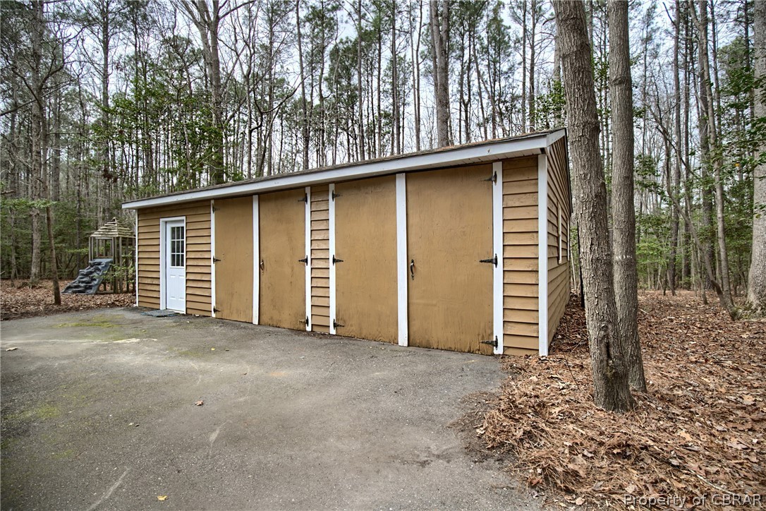 9550 Gee Farm Road Gloucester, VA 23061 - Photo 27 of 50 Gallery Image 27