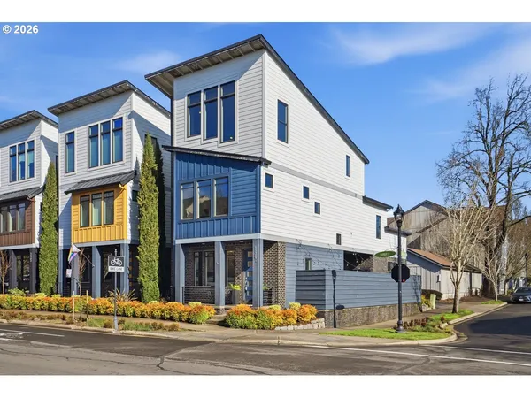 $619,900 | 11375 Southwest Barber Street, Wilsonville, OR 97070