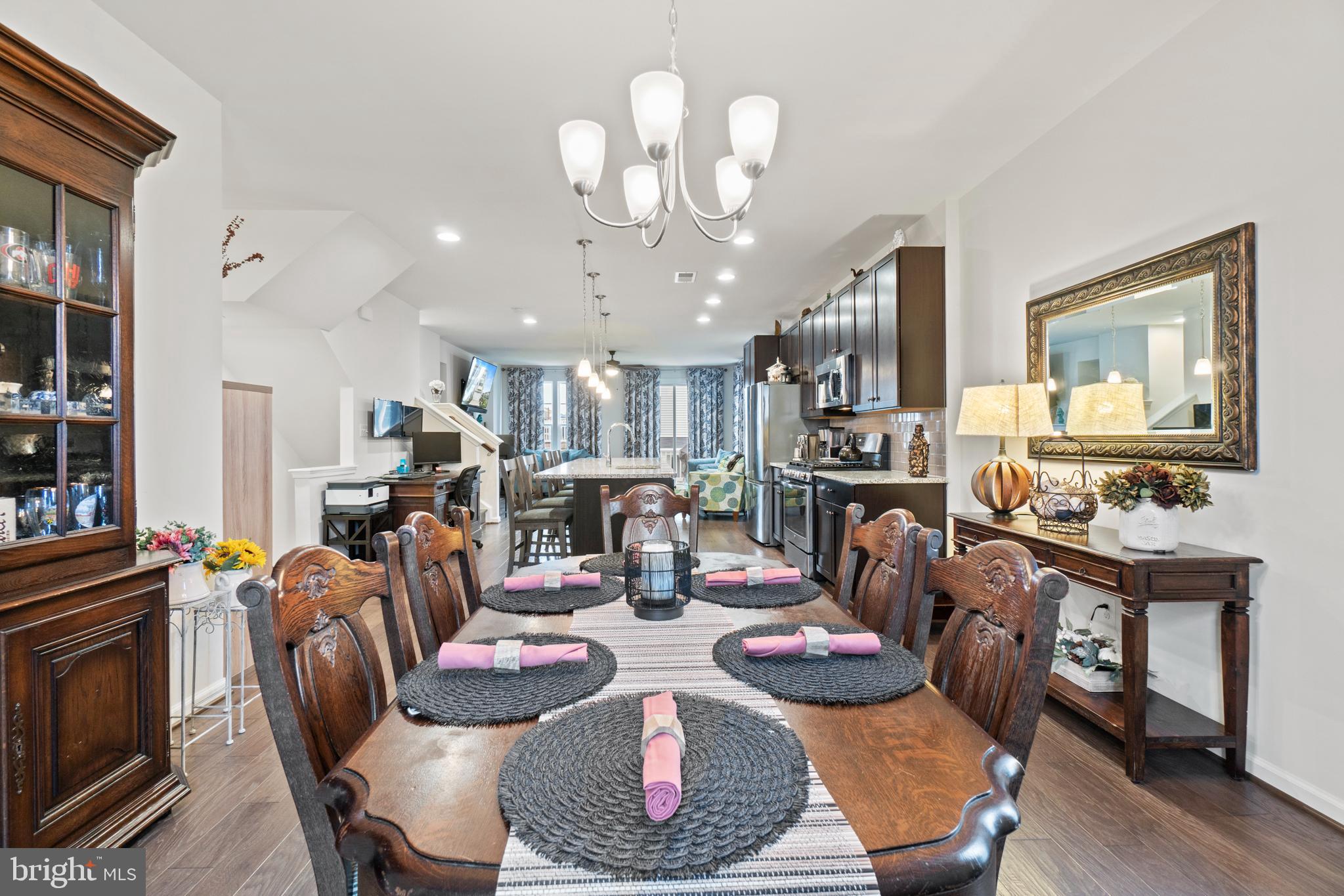 650 Aspen Road, Unit 109 Stafford, VA 22554 - Photo 12 of 53 This level is perfect for entertaining!