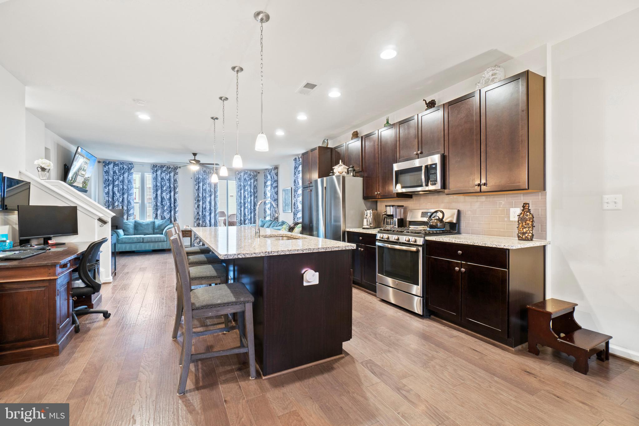 650 Aspen Road, Unit 109 Stafford, VA 22554 - Photo 4 of 53 Chef lover's kitchen!
