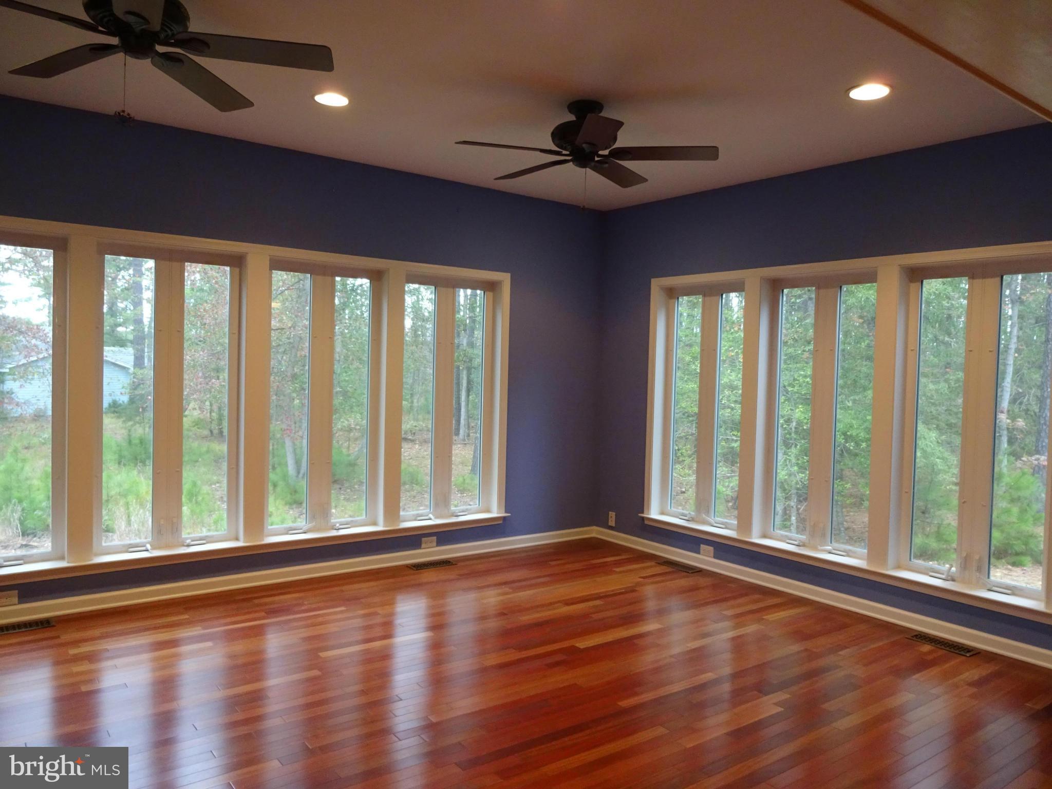 5616 Bar Neck Road Cambridge, MD 21613 - Photo 14 of 30 Living/Family Room