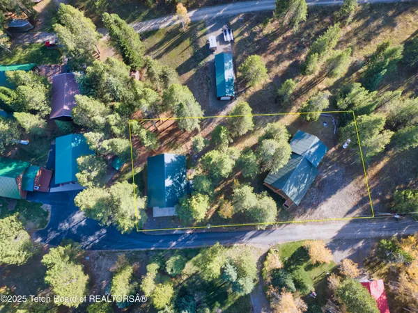 $799,000 | 4008-4010 Weasel Street, Island Park, ID 83429