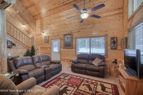 $799,000 | 4008-4010 Weasel Street, Island Park, ID 83429