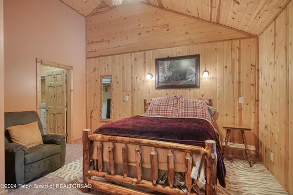 $799,000 | 4008-4010 Weasel Street, Island Park, ID 83429