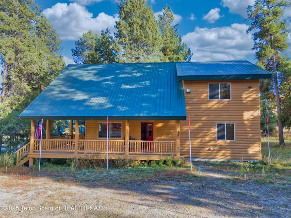 $799,000 | 4008-4010 Weasel Street, Island Park, ID 83429