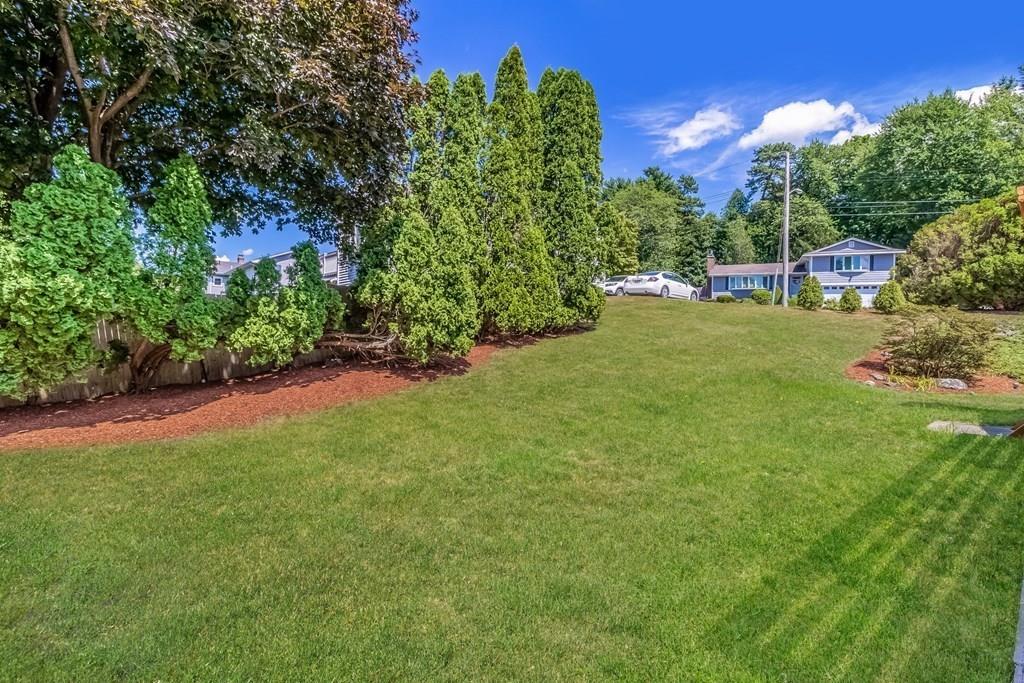 9 Deerfield Road Shrewsbury, MA 01545 - Photo 38 of 41 Gallery Image 38